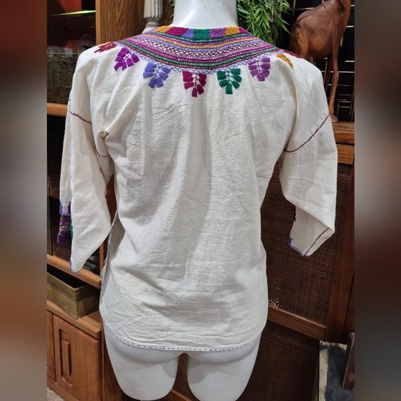 Vintage Mexican Chiapas Hand embroidered blouse Huipil Style Festival Top Sz M - Picture 5 of 7